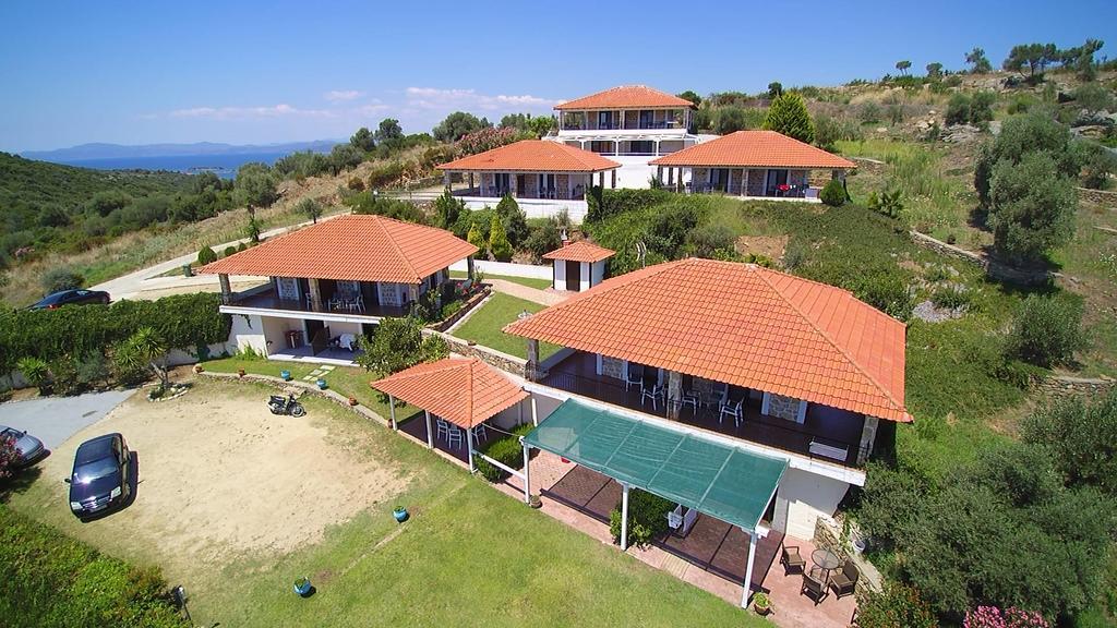 Villas Gemeli 아몰리아니 외부 사진
