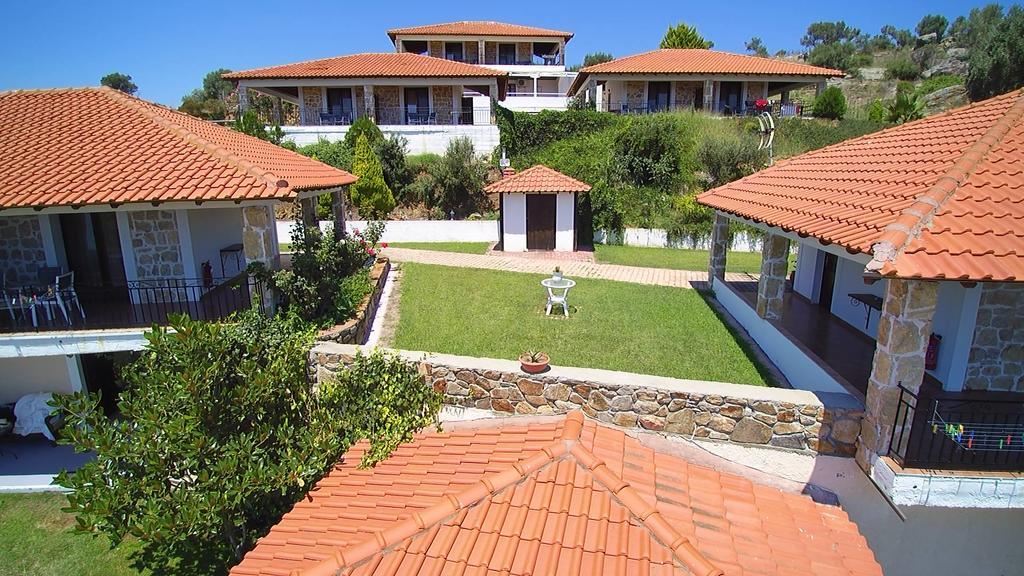 Villas Gemeli 아몰리아니 외부 사진